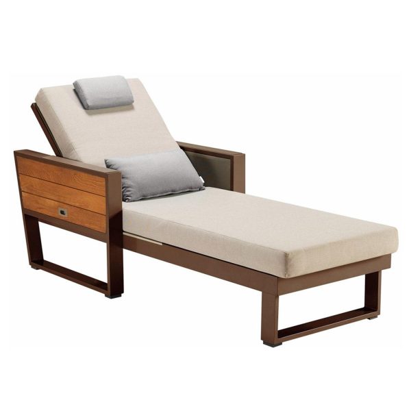 York Aluminum Chaise Lounge in /Dupione by HIGOLD